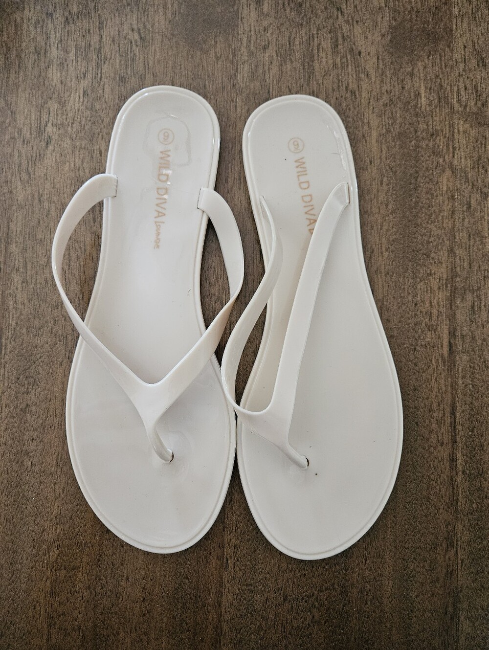 Wild Diva Lounge Jelly Flip Flip Sandals